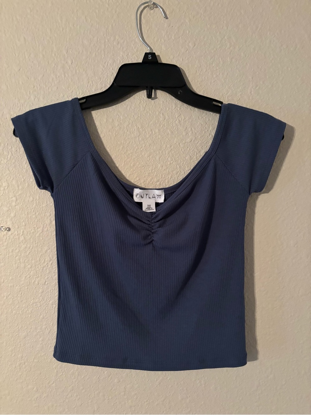 Women’s Blue Ribbed Scoop Neck Top